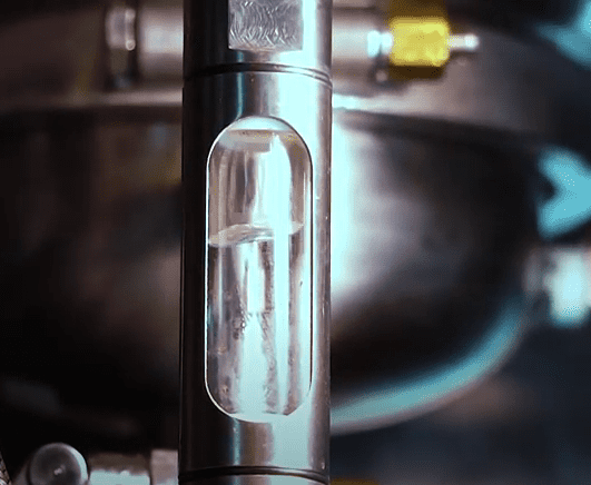 liquid-gauge-closeup
