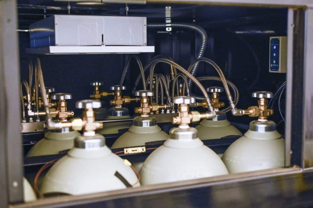 supercritical co2 tanks held in co2Cage